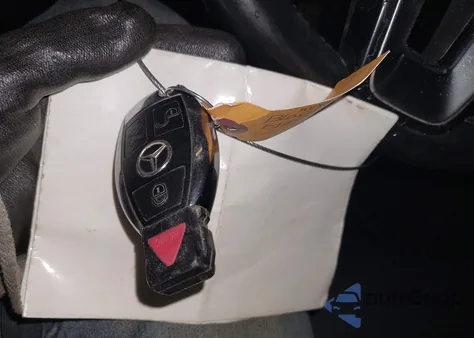 2016 Mercedes-Benz E 350 4Matic из США, поврежденный, VIN WDDHF8JB7GB283159